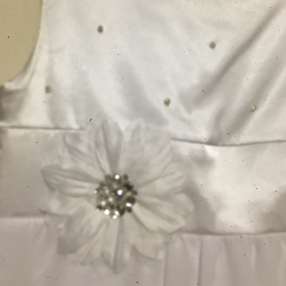 Girl's White Formal Dress - Picture 2 of 4