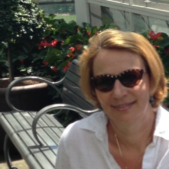 Meet your Posher, Margaret - Picture 1 of 1