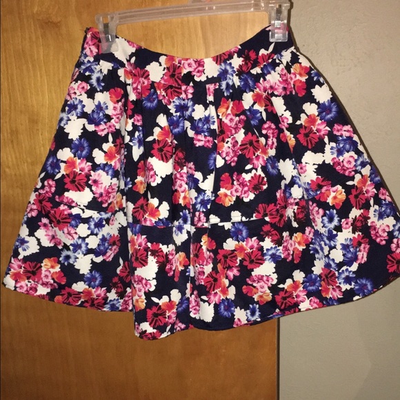 Express Floral Print Skirt
