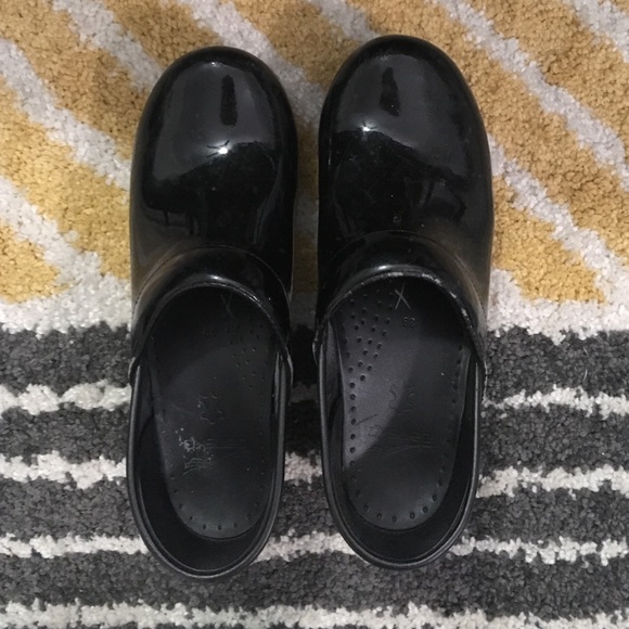 Patent leather dansko clogs