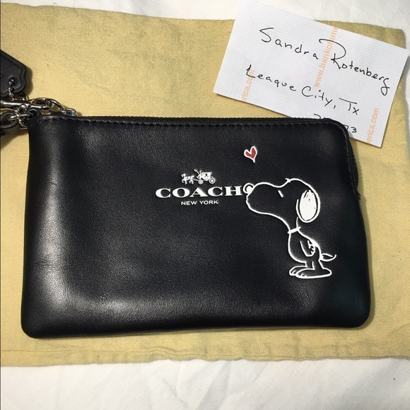 Auth Coach Limited Edition Peanuts Series Pouch