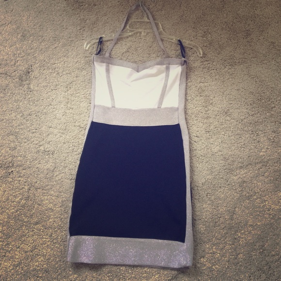 Bebe dress