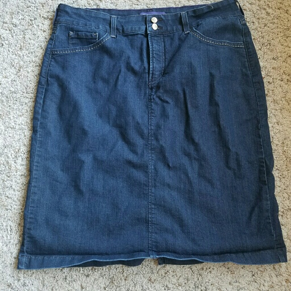 Denim skirt