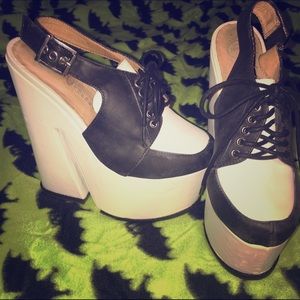 Jeffrey Campbell Bergen platform sandal