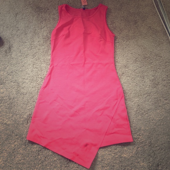 Women's pink dress