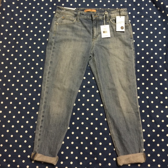 Joe's Jeans Boyfriend Slim Ankle