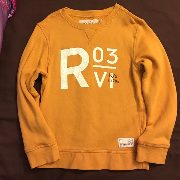 Sweat Shirt - Picture 1 of 2