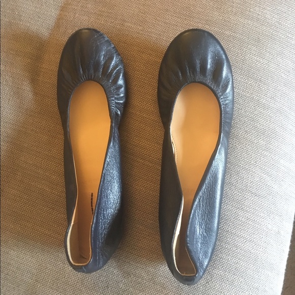 NEW✨ J Crew CeCe Italian Made Leather Ballet Flat!