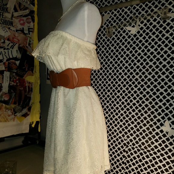 Beautiful strapless mini dress - Picture 4 of 4