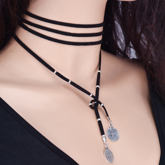 ✨Boho Choker Necklace✨ - Picture 2 of 3