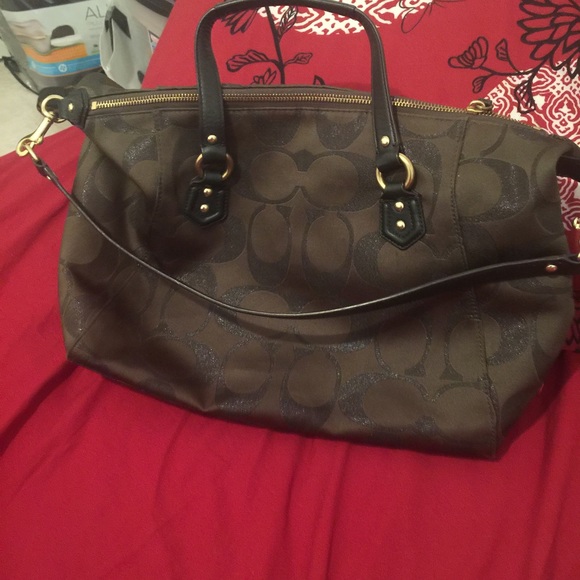 Coach bag with strap - Picture 2 of 4