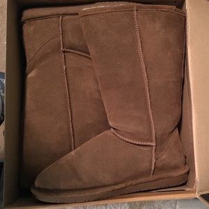 Bear paw boots