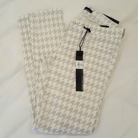 ⬇REDUCED⬇ Flying monkey jeans