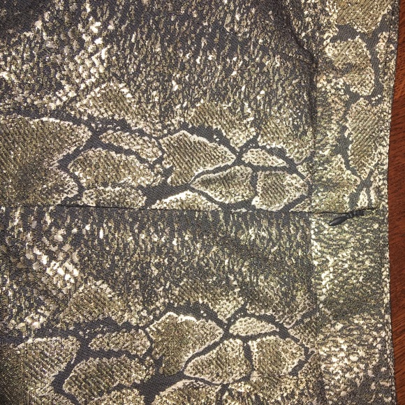 Skirt - Picture 4 of 4