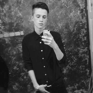 Meet your Posher, Collin