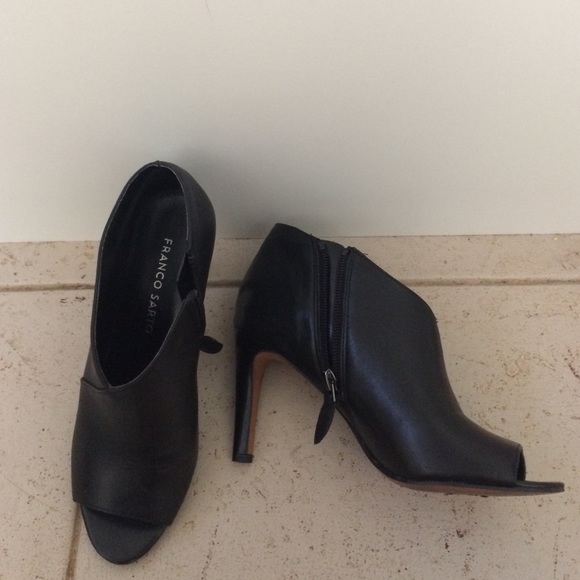 Franco Sarto open toe black 3 inch heels