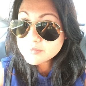 Meet your Posher, Leticia