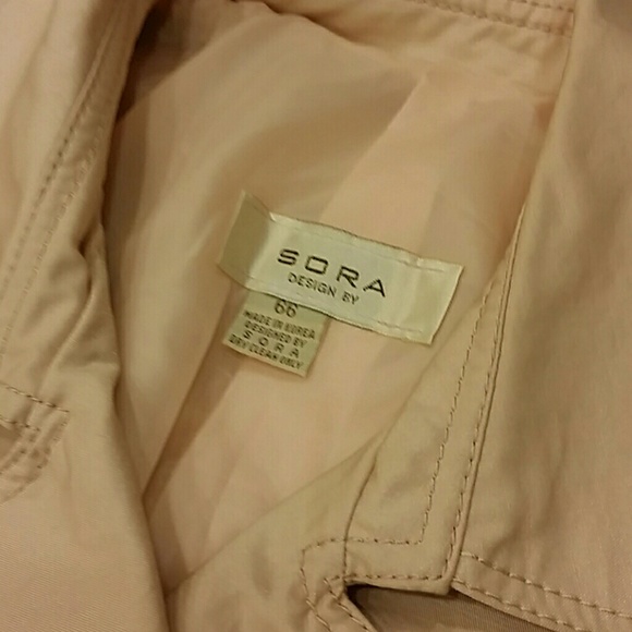 Blush trench coat - Picture 3 of 8