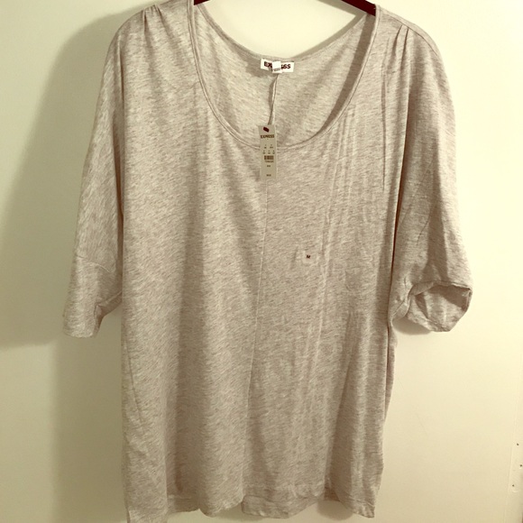 NWT 3/4 sleeve grey top