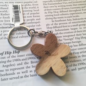 Hawaii flower keychain