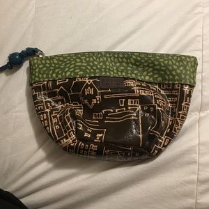 Fossil clutch