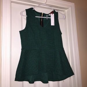 Black/jungle green sleeveless peplum top