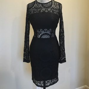 MISSGUIDED Circle Lace Body Con Dress