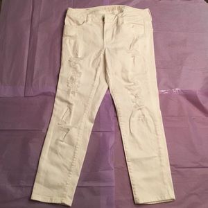American Eagle Outfitters White Denim Ankle Jeans