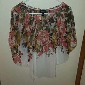 Izod Floral Flowy Top Size L