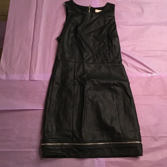 Fit Black Leather Dress - Picture 1 of 3
