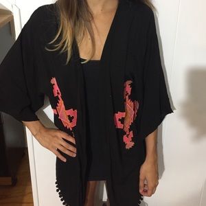 Beautiful 1/4 sleeve black LF sweater