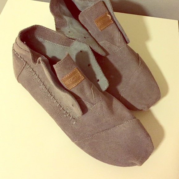TOMS Gray Suede Booties