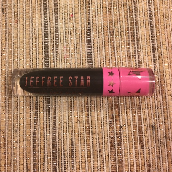 Jeffree Star Weirdo Black Liquid Lipstick