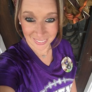 Meet your Posher, Crystal