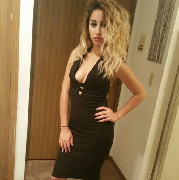 Sexy black windsor pencil dress.