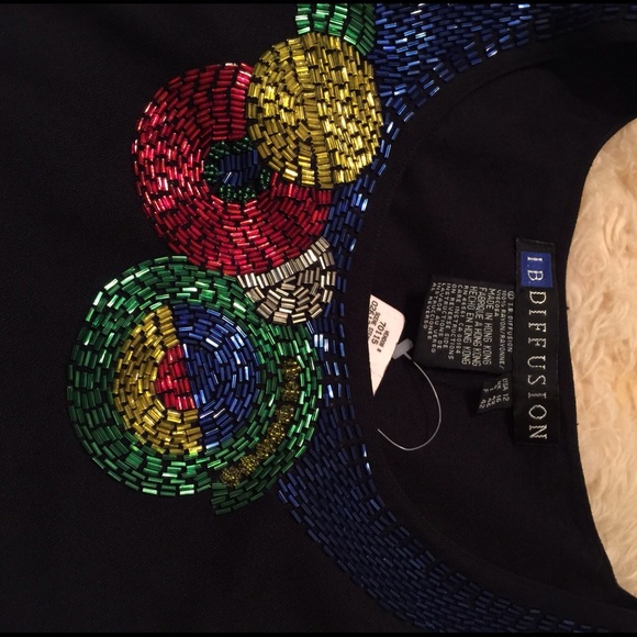 Beaded Tank Top - Picture 2 of 2