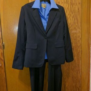 Last ch💣💥Talbot's dark blue and pin stripe suite