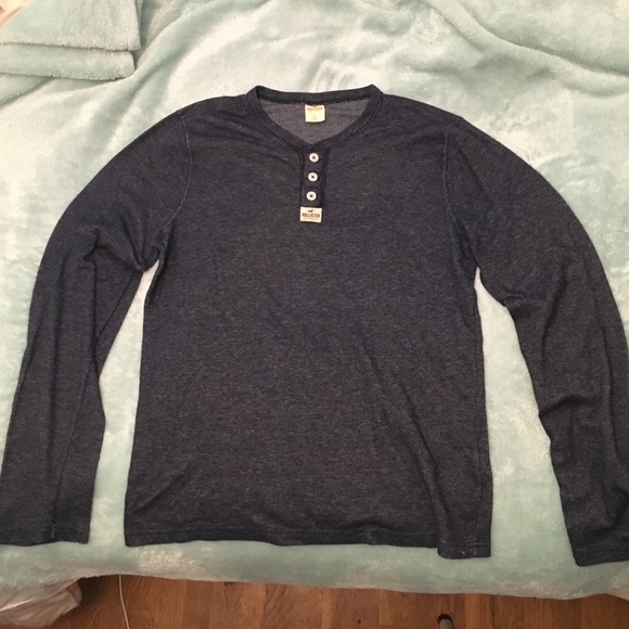 Hollister Long Sleeve (large) - Picture 1 of 2