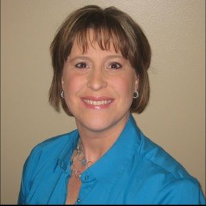 Meet your Posher, Janelle