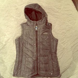 Columbia puffer vest
