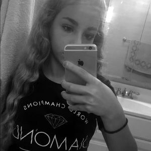 Meet your Posher, Suzy