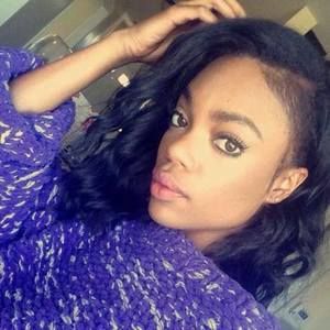 Meet your Posher, Cirstie