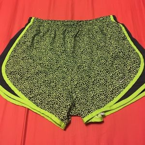 Women's Nike tempo shorts