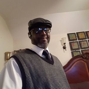 Meet your Posher, Robert