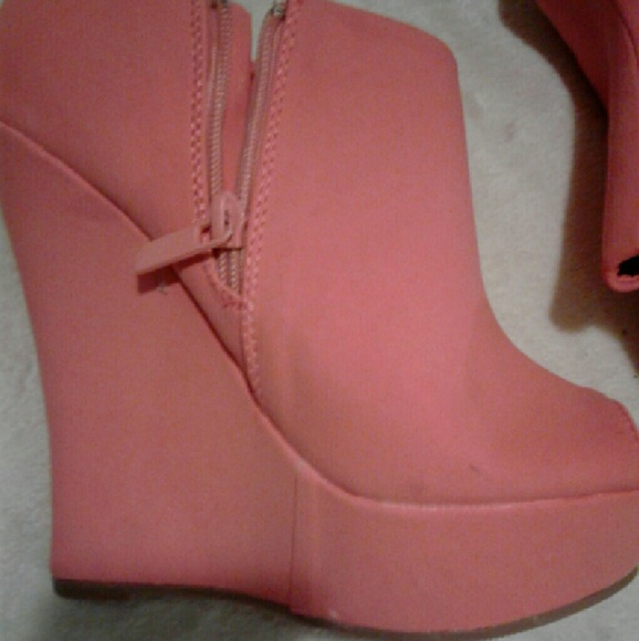 Wedges - Picture 3 of 4