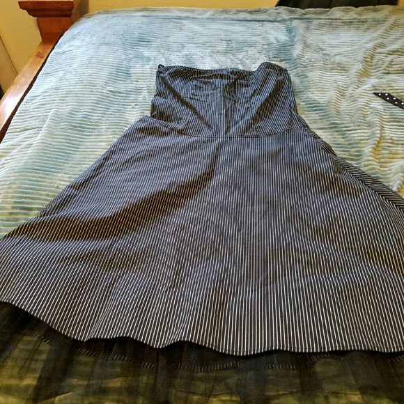 Pin up striped dress vintage style..... - Picture 2 of 3