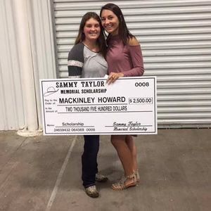 Meet your Posher, Mackinley