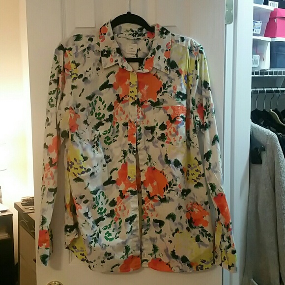 Gap Floral Button Down Shirt