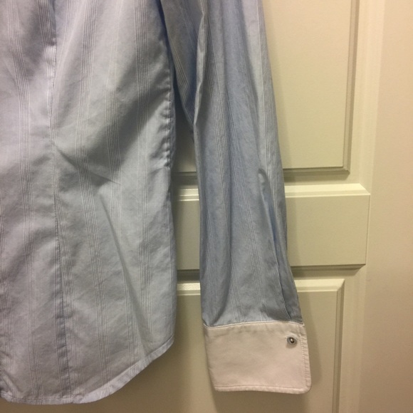 Express Design Studios Xs Buttoned Down Top. - image 2