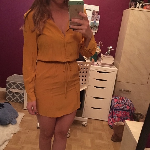 NWT Mustard Long Sleeved Dress